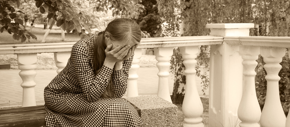 grief, crying woman